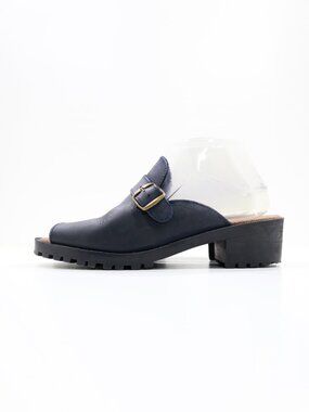 Bjorndal Navy Blue Leather 2" Block Heel Peep Toe Mules - 8. Made in Spain